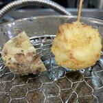 そば くら富 - 天ぷら：マッシュルームと新タマネギ