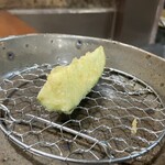 そば くら富 - 天ぷら：ズッキーニ