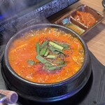 韓国料理 ホンデポチャ 新大久保本店 - 