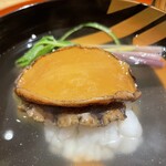 銀座 しのはら - 全てが主役級のお椀　鮑の柔らか煮も絶妙なお味付け