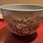 銀座 しのはら - お薄は全員違う茶碗で