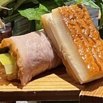 銀座 しのはら - 庄内麩蒲焼のチーズ挟み　合鴨ロースに行者ニンニクと黄ニラ