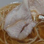 自家製麺 栗ノ木 - 薄いけど香ばしいチャーシュー