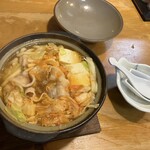 いわもと - キムチうどん鍋　税込770円　　　　　　　　　　　　鍋物は冬季限定ですが、これは通年提供です