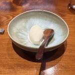 馳走西健一 - ZENBEE蜂蜜とミルクアイス