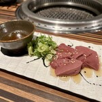 Let it Beef - 低温調理されたレバ刺し！