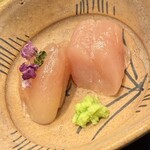 焼鳥 登鶏 - 高坂鶏たたき（胸・ささみを梅酢で）