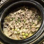 焼鳥 登鶏 - 天恵菇（てんけいこ、椎茸）・鶏…ヤングコーン、新ごぼう、えんどう豆の炊き込みご飯