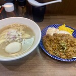 ヌードル＆スパイスカレー 今日の1番 - 朝限定セット ¥1,000-(税込)