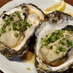 阿佐ヶ谷漁港直売所 - 岩牡蠣 980円(税込)