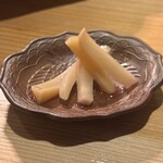 大皿焼肉 老中 - ガリ　白菜同様にこちらもおかわりできます