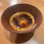 大皿焼肉 老中 - 焦げた杏仁豆腐　名前からして美味しそう
      そして専門店以上の美味しさ　旨