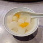 清香園 - ランチのデザート、杏仁豆腐