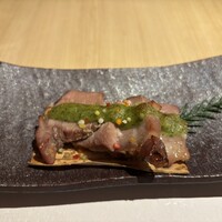 美食 個室・炭火焼・ワイン 縁 新宿店 - 豚肉の焼きもの
