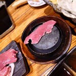 大衆酒場 もつ焼きと肉刺し ぶた横丁 - 