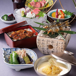 【月替わりメニュー】季節の移ろいを表現した彩り豊かな京料理。