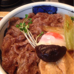 すき焼丼(1400円)
