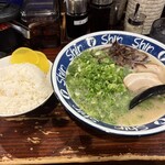 博多らーめん Shin-Shin 博多デイトス店 - 