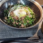 ジビエブラック - 熟成鹿肉温玉丼と猪肉スープ