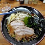 ぶるーと - しょうゆラーメン　中　税込1300円