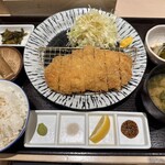 とんかつ 知青 - 