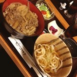 けやき亭 - 氷見牛の牛丼ランチ！