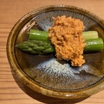 食堂えびちゃん - 北海道アスパラと桜海老の胡麻酢かけ