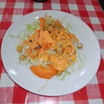 ユーカン - サラダ　後味が少し辛い