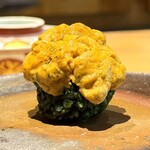 鮨 三心 - ◯ 紫雲丹とすじ青のりのシャリ