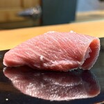 鮨 三心 - ◯ 青森県 小泊港産 本鮪大トロ(147kg)