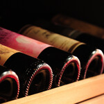 オステリアチートレ - ワインセラー