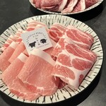 しゃぶしゃぶ すき焼き 食べ放題 和牛と豚 三条河原町店 - 