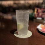 バー アルカンシェル - ジントニック