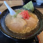らーめんと石焼めし 若虎 - 豚骨ラーメン