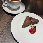 Trattoria&Pizzeria LOGIC 池袋東口 - 