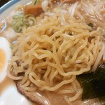 ラーメン玄咲 - 麺のアップ