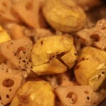 めしや伊よ美 - 中山栗と蓮根の土釜ご飯