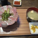 海鮮丼てんや - 4色丼950円