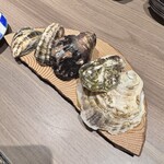 銀座で生牡蠣が美味しい専門店 牡蠣Bar - 