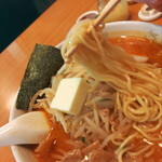 おなかの友達 萬来 - 麺リフト