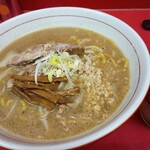 札幌焼き味噌ラーメン みずき - ★★★味噌ラーメン 970円 味噌ラーメンで有名な すみれのジェネリック版 って感じで 深みも無くちょっと薄い感じがした！