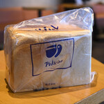 パンのペリカン - 料理写真:1.5斤@税込810円