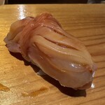 鮨 利﨑 - 赤貝握り