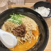 担々麺 かんだ橋 本店