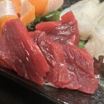 大衆酒場 絆 - 刺身3点盛り(ｻｰﾓﾝ、たこ、ﾐﾝｸｸｼﾞﾗ)