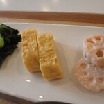 トーコーキッチン - 出汁巻玉子 副菜二品