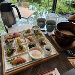 やまや総本店 白金小径 - 