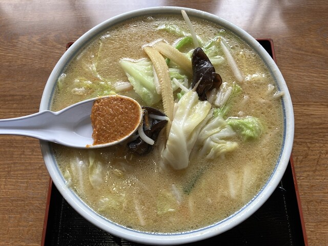 KAMURO リーベ 金山店｜山形・金山町の本格ラーメンと居心地の良い空間