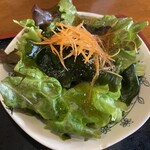 カレーうどん 富貴堂 - サラダ