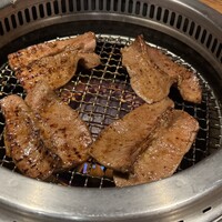焼肉 うしみつ 恵比寿本店 - 繋ぎタレタン